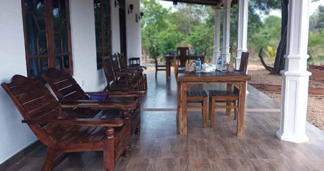 Sigiri Arana Sigiriya Hotel 0*,